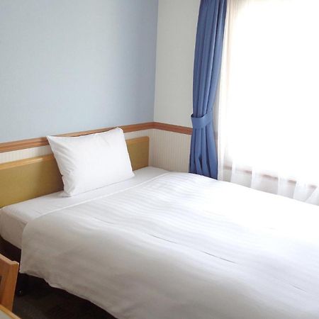Toyoko Inn Okayama Eki Nishi Guchi Hiroba Екстер'єр фото